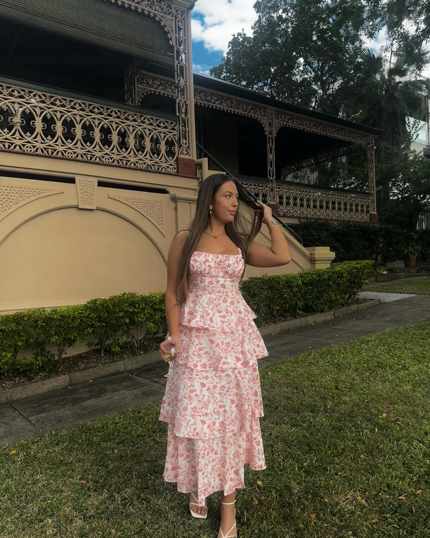 Isadora – Maxi floral dress in soft peach