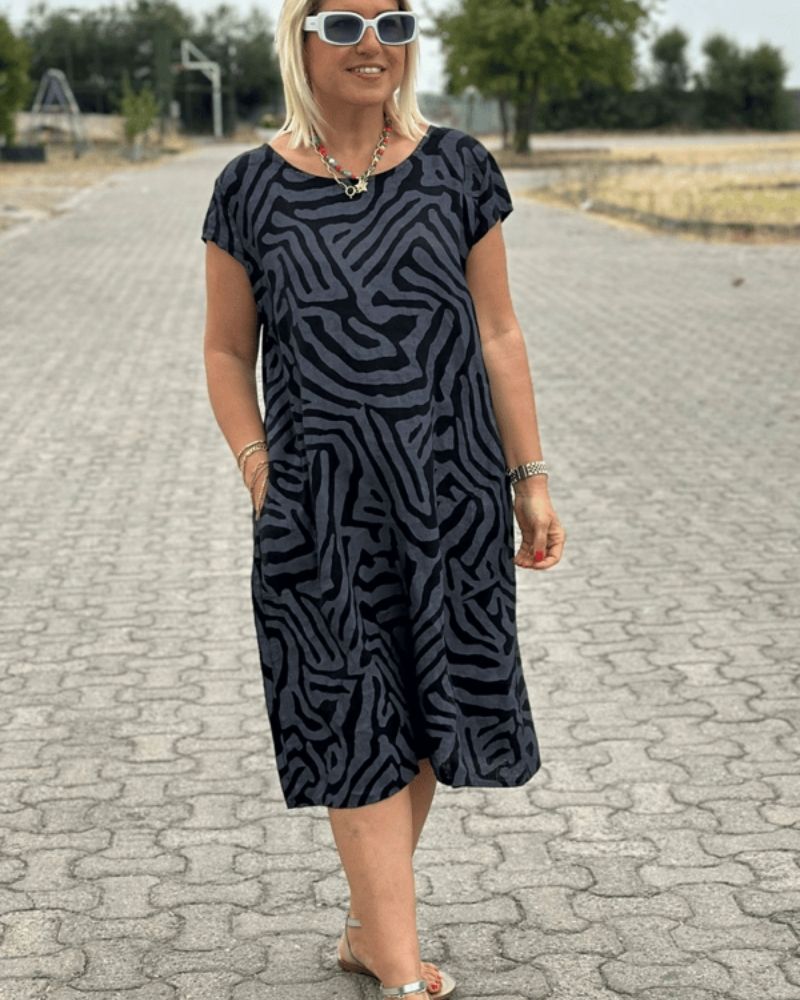 Lana - Classic Cotton Dress