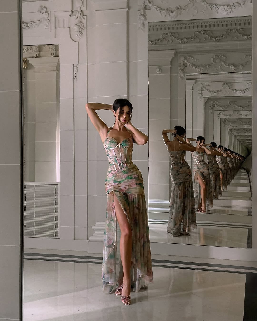 Isamara – Elegant and Flowing Long Dress