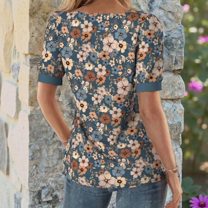 Scarlett™ - Timeless Floral Blouse