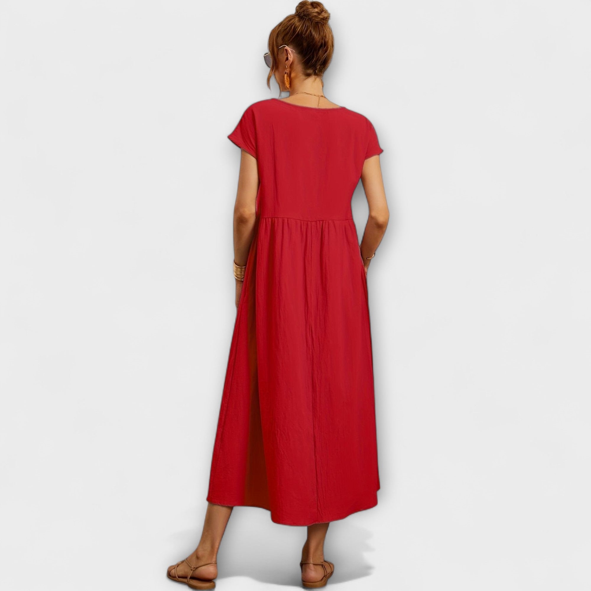 Magnolia – Elegant Women's Dress with Timeless Charm