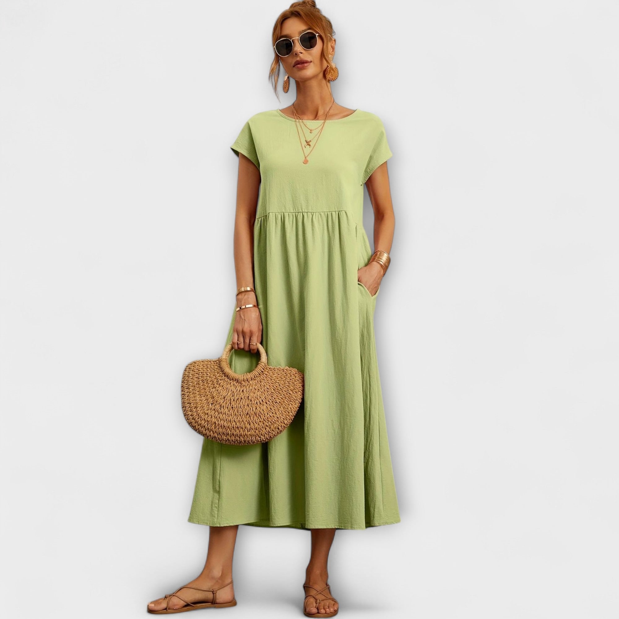 Magnolia – Elegant Women's Dress with Timeless Charm