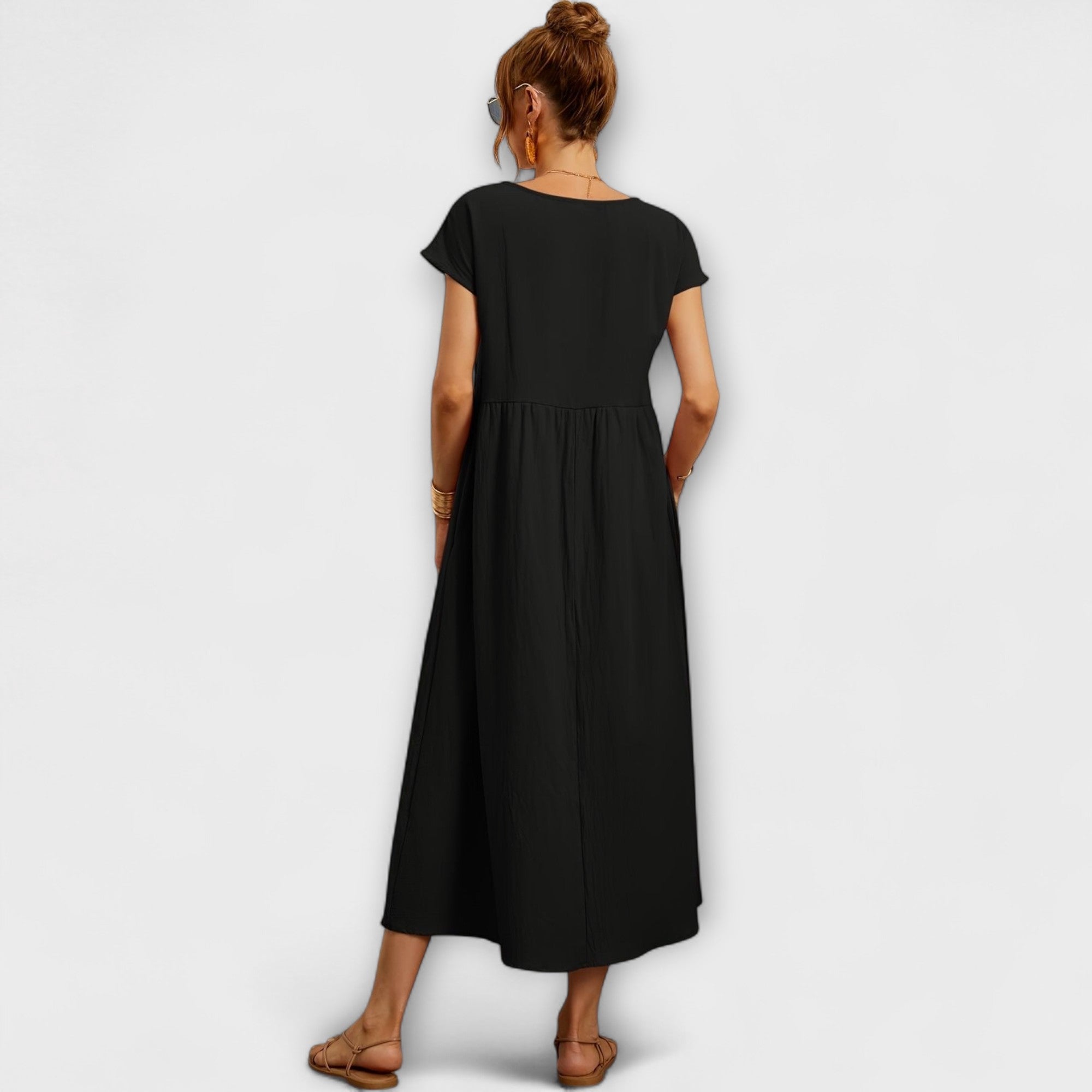 Magnolia – Elegant Women's Dress with Timeless Charm