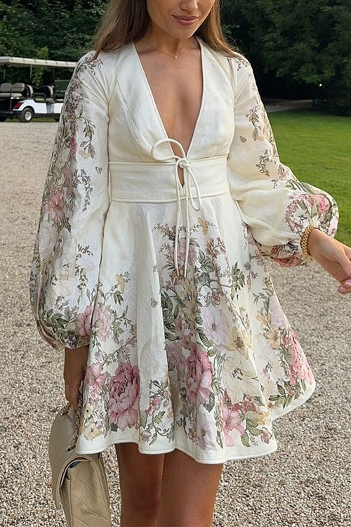 Megan – Short Summer Dress with Long Sleeves, V-Neck, and Lantern Sleeves