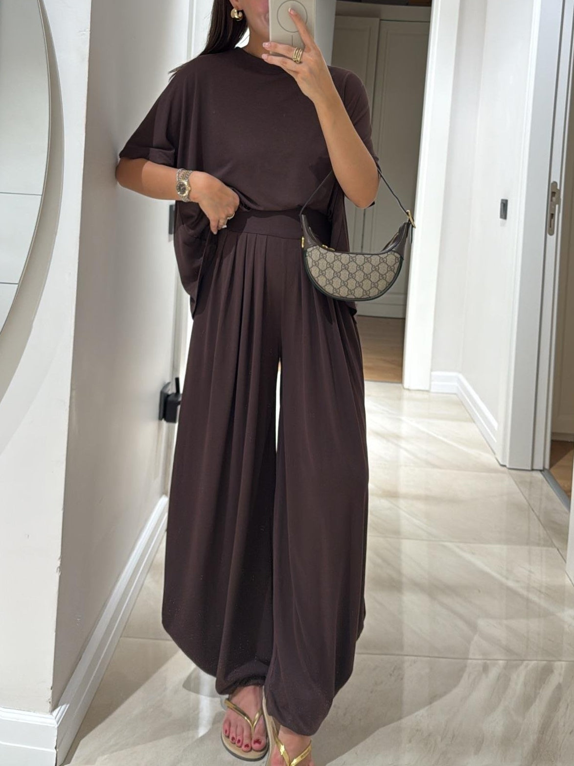 Livi - Loose Two-Piece Set in Fluid Fabric