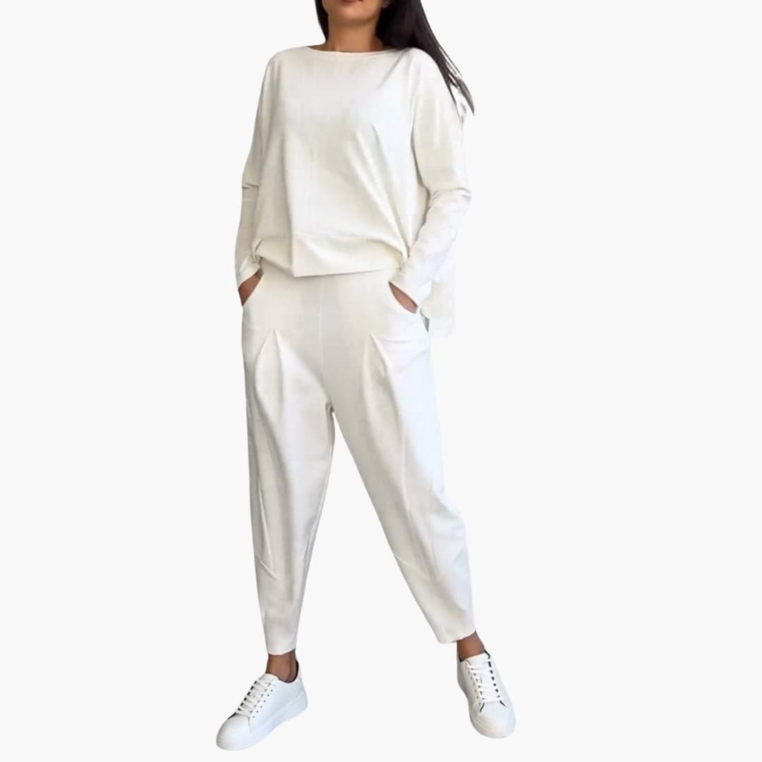 Diane – Comfortable Two-Piece Set with Round Neck