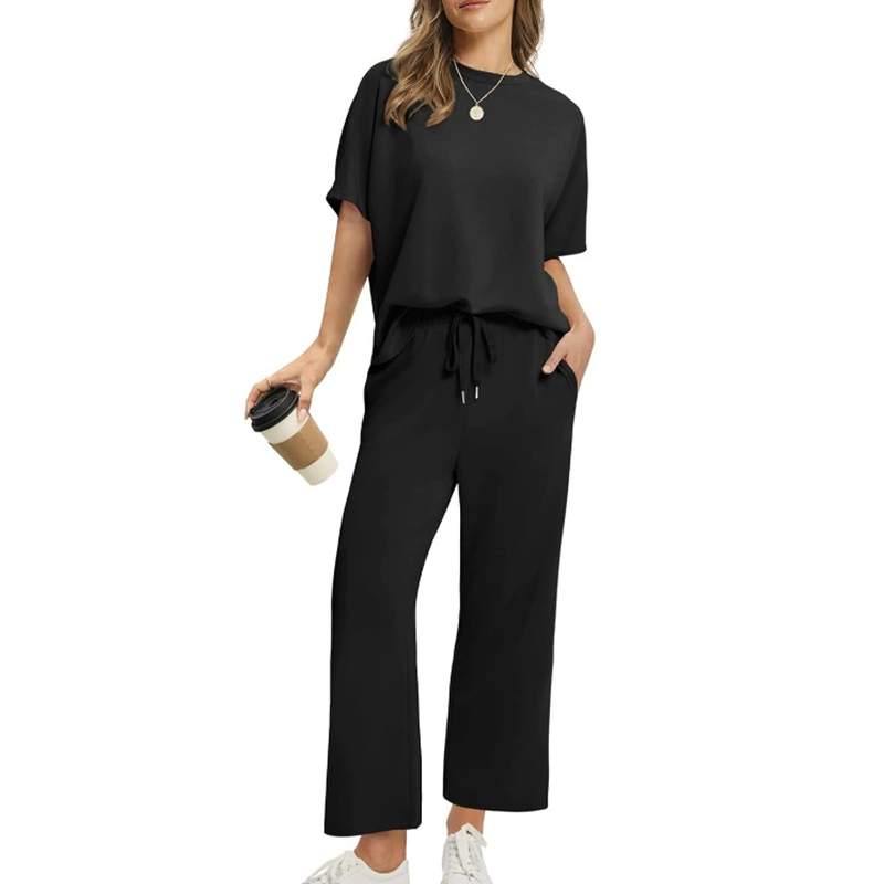 Marjorie – Casual Set with Top and Pants