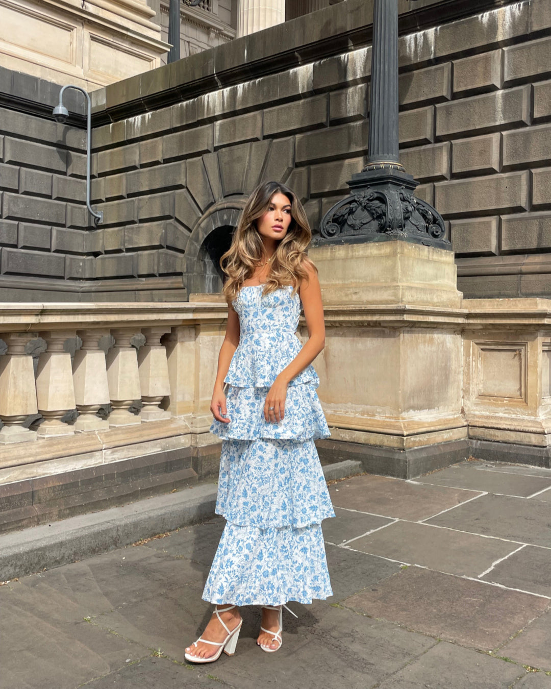 Isadora – Maxi floral dress in soft peach