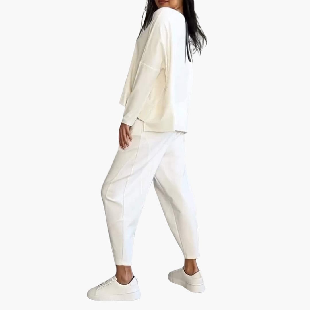 Diane – Comfortable Two-Piece Set with Round Neck