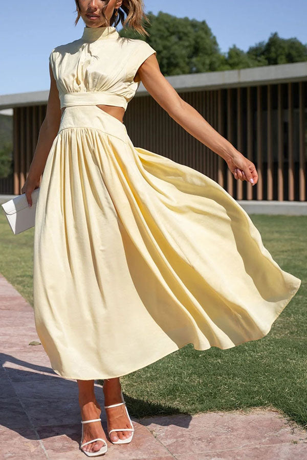 Quincy – Midi Dress with Cut-Out and Pockets