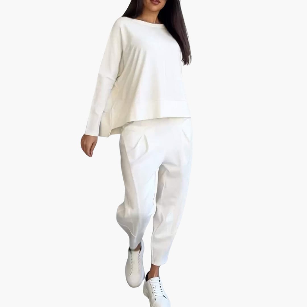 Diane – Comfortable Two-Piece Set with Round Neck