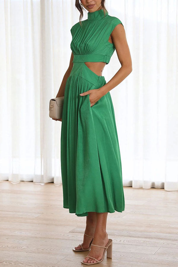 Quincy – Midi Dress with Cut-Out and Pockets