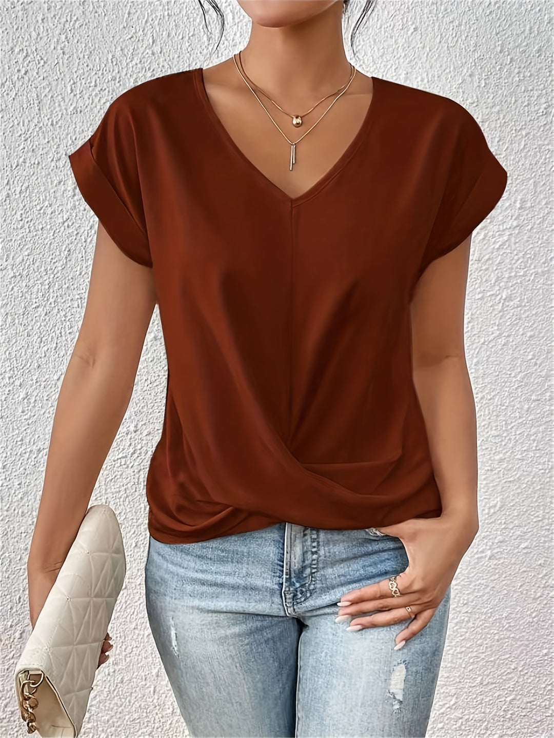 Mira - Elegant V-Neck Tee
