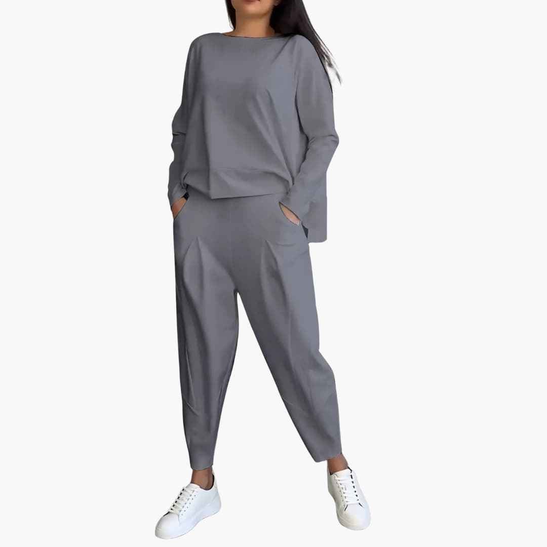 Diane – Comfortable Two-Piece Set with Round Neck