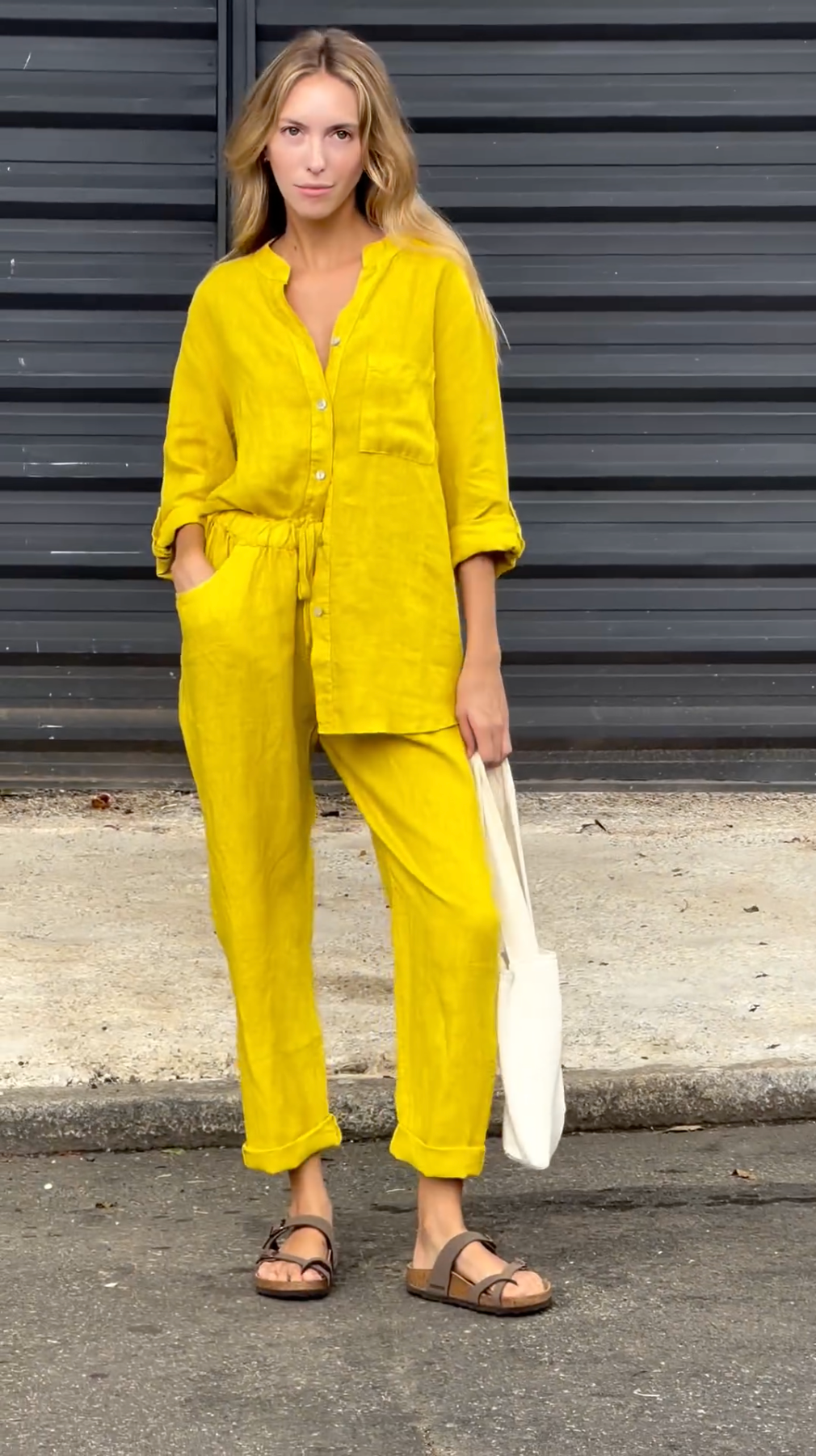 Brit – Elegant two-piece linen set