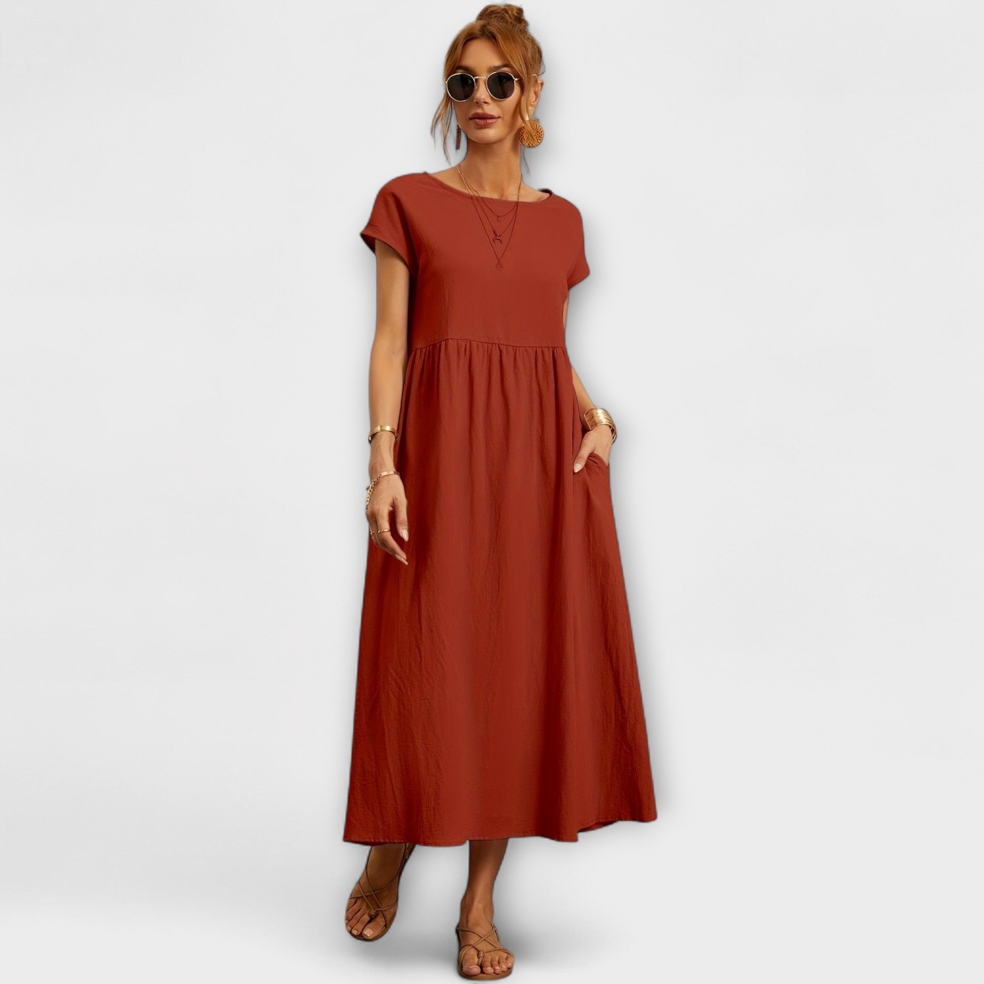 Magnolia – Elegant Women's Dress with Timeless Charm