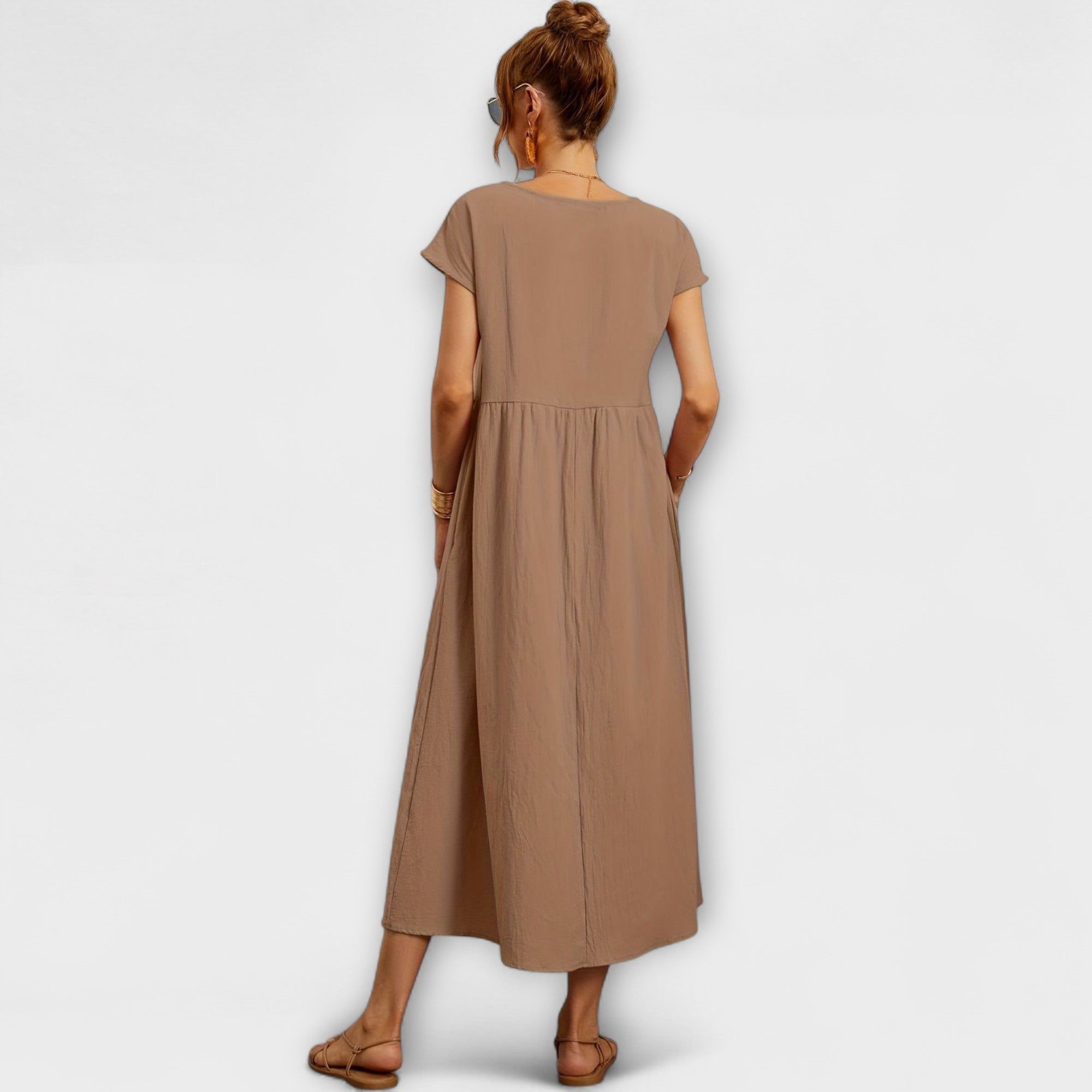 Magnolia – Elegant Women's Dress with Timeless Charm