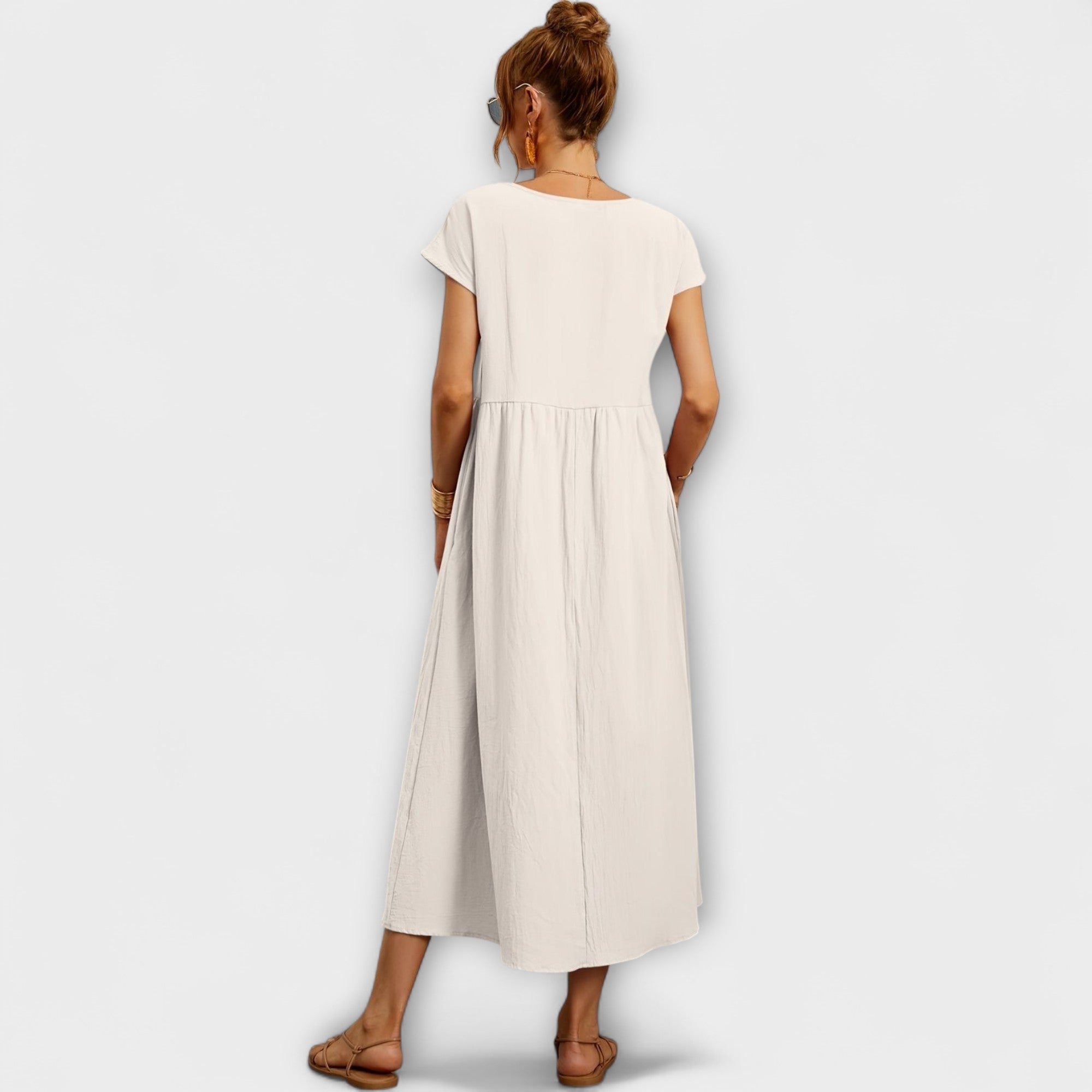 Magnolia – Elegant Women's Dress with Timeless Charm