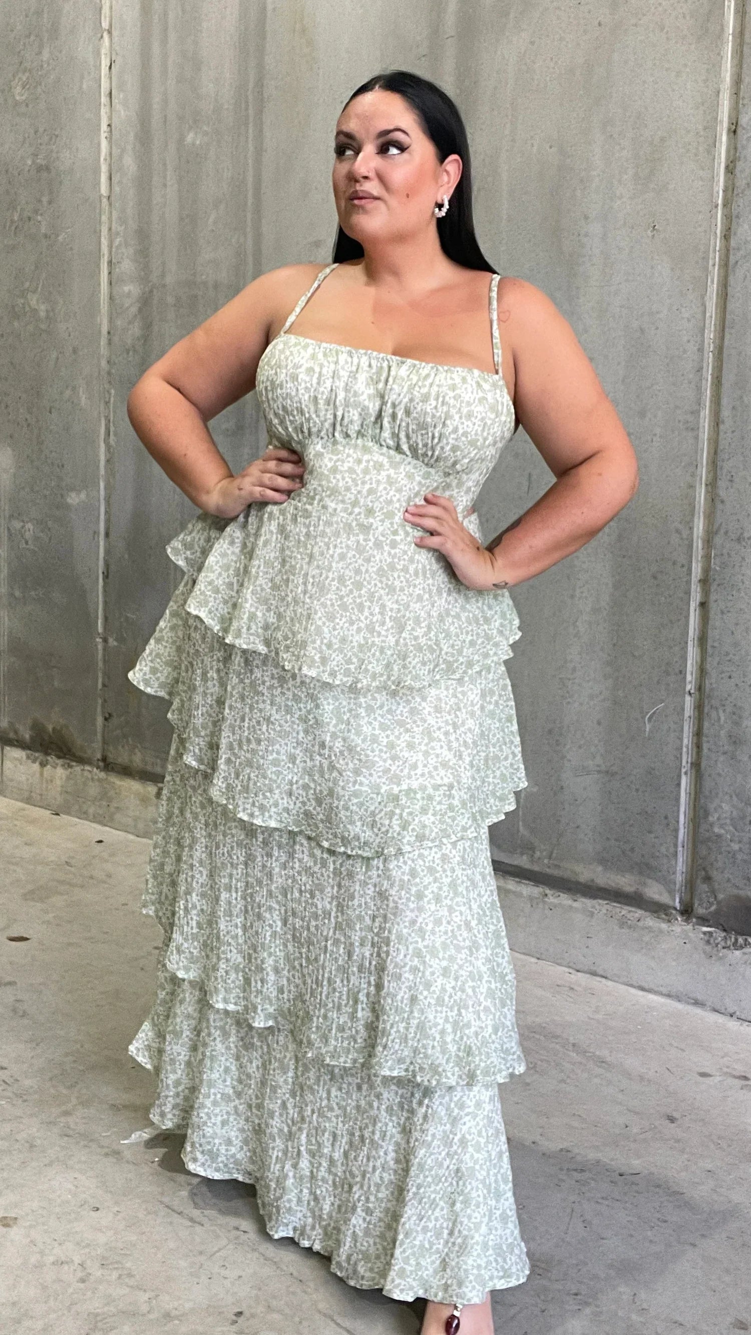 Isadora – Maxi floral dress in soft peach