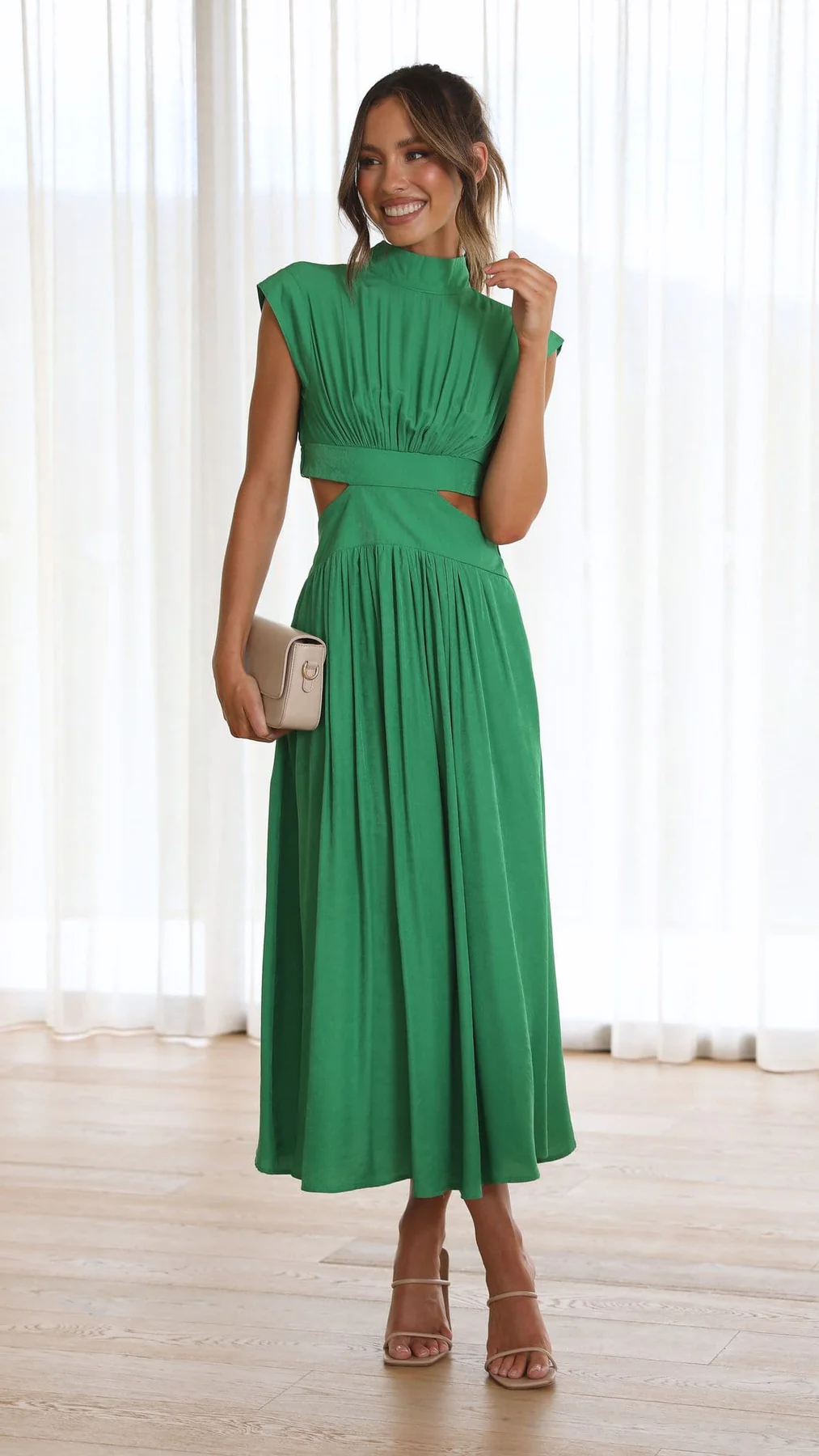 Quincy – Midi Dress with Cut-Out and Pockets