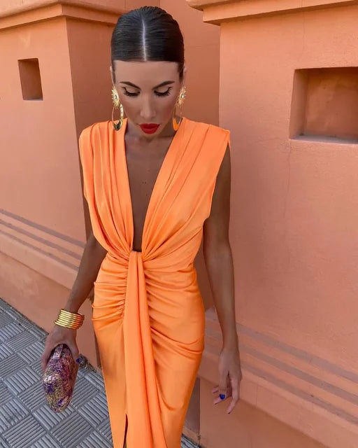 Isabelle – Evening Dress with Deep Neckline