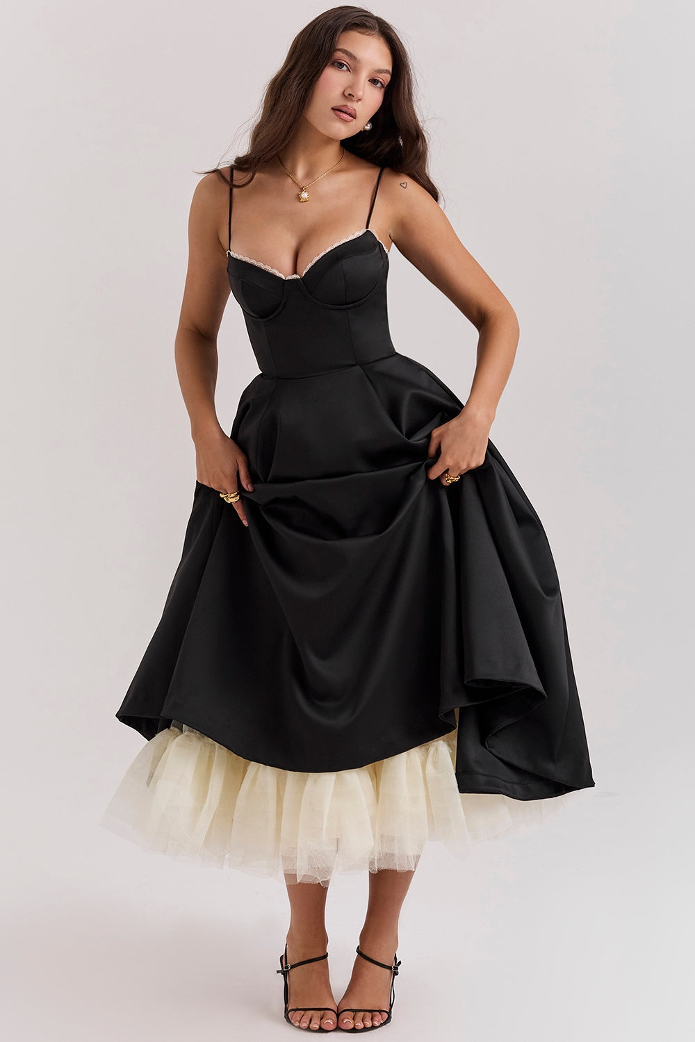 Cindy – Midi Dress in Tulle