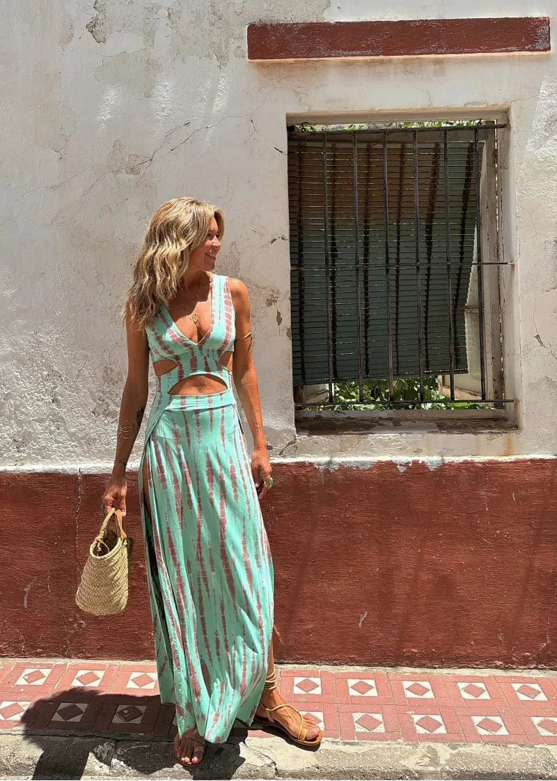 Laureanne – Bohemian Tie-Dye Dress