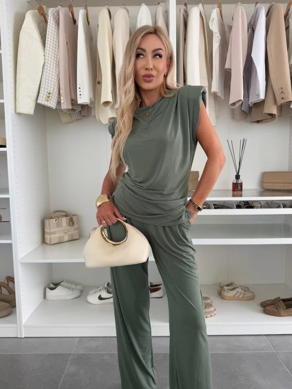 Noelle – Blouse and Pants Set